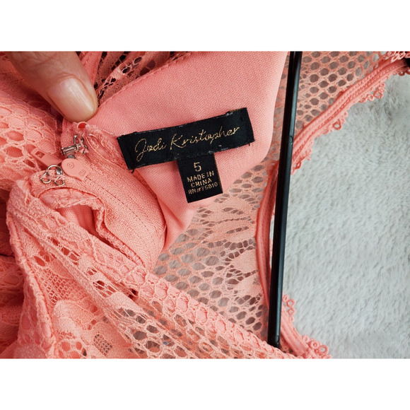 Jodi Kristopher Fit & Flare Dress Womens Size 5 Pink Lace Floral Nylon Back‎ Zip - Picture 9 of 9
